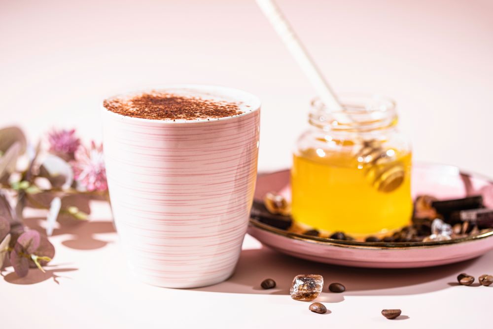 Caffeine-Free Honey Vanilla Latte – Nummy Creations