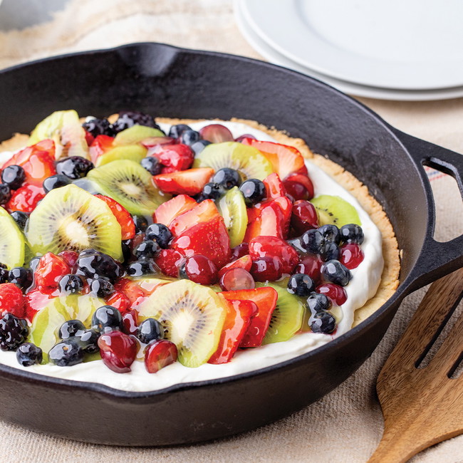 Image of Fruit Pizza with Sugar Cookie Crust 