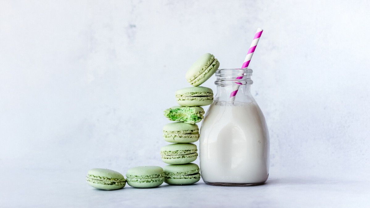Matcha Macarons Worthy of a French Patisserie