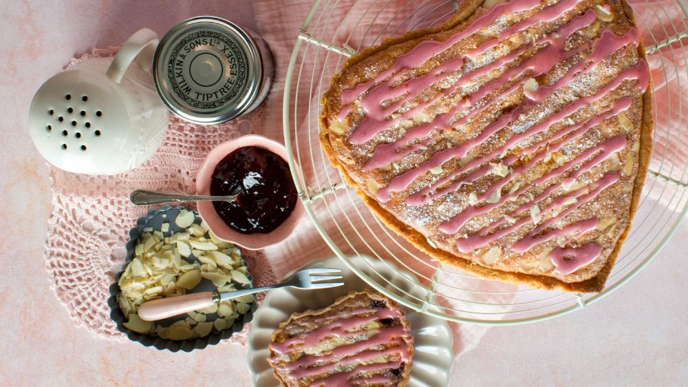 Raspberry and Rose Heart Frangipane Tarts by @mazzymc