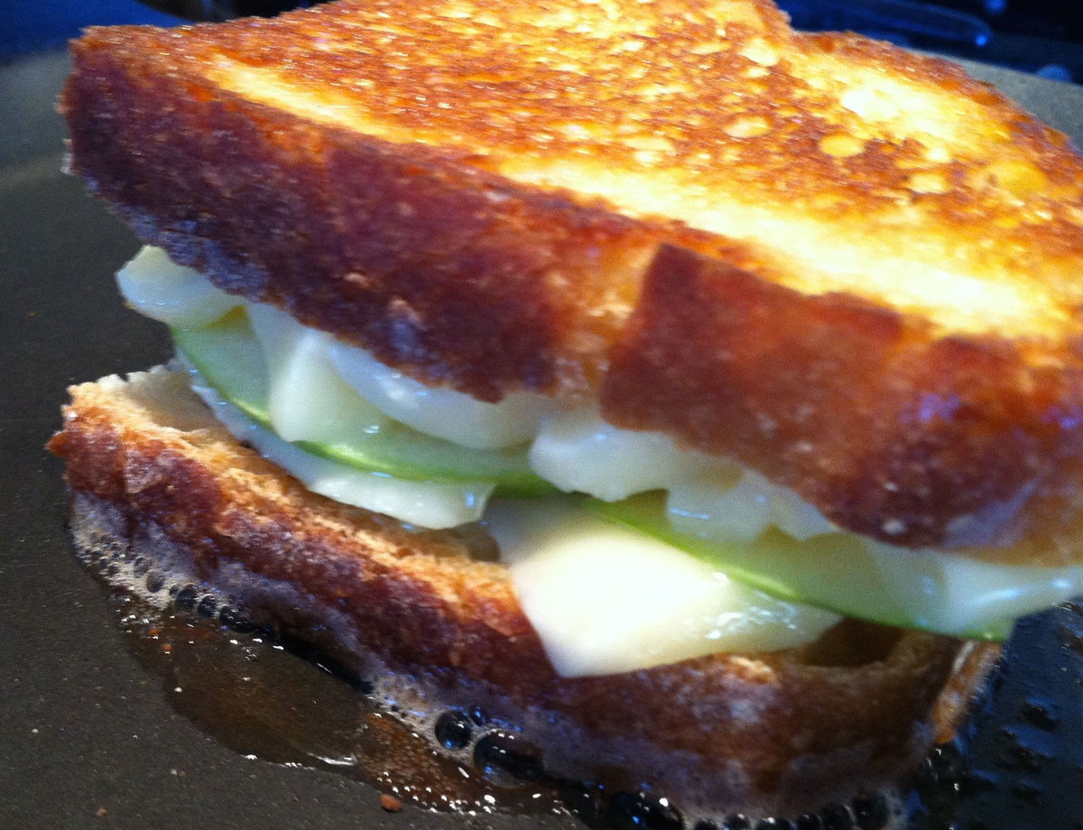 Brie and Apple Grilled Cheese