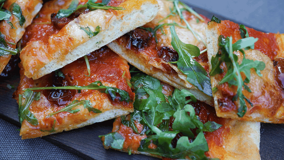 Easy Mediterranean Pizza Recipe