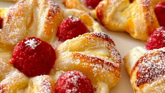 Pâtisserie à la Crème de Framboise