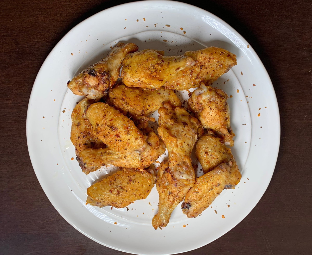 Dry-rubbed Chicken Wings