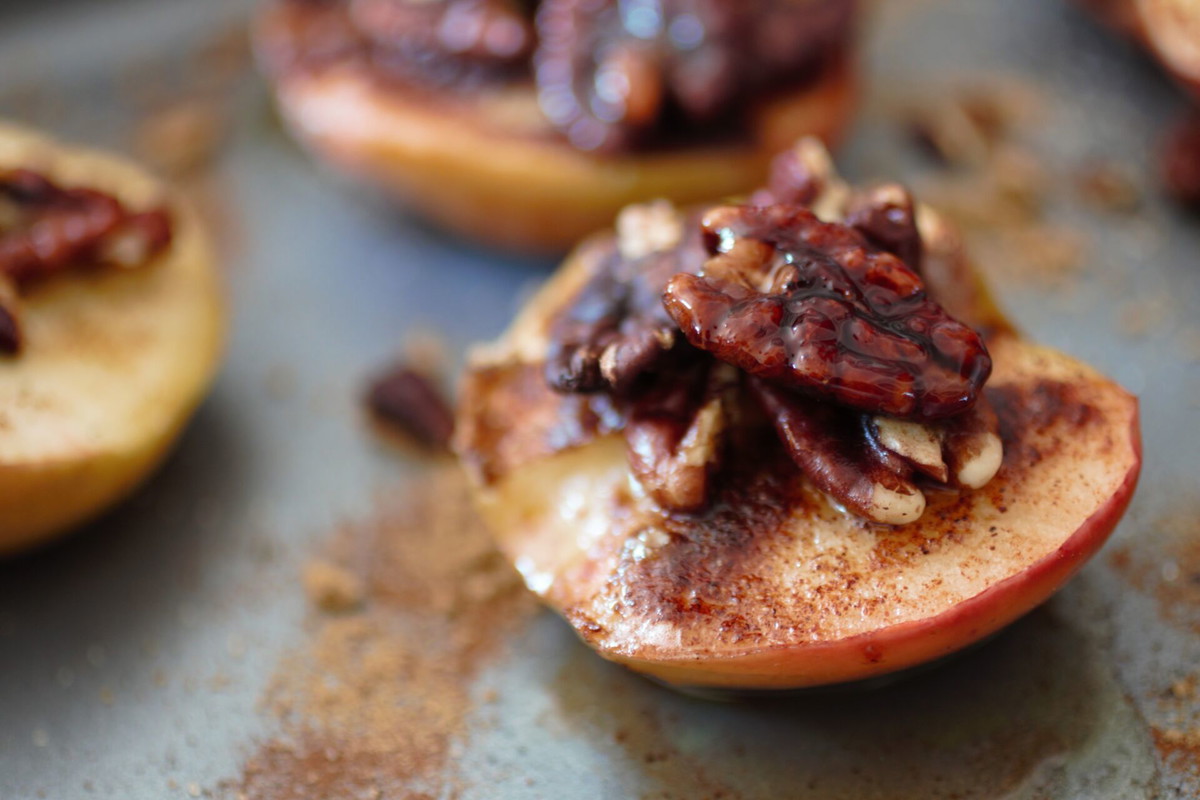 Pecan Stuffed Apples