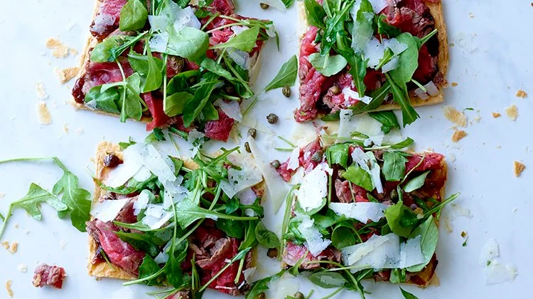 Image of Tarte Fine with Fillet of Beef, Onion Marmalade, Pecorino & Rocket