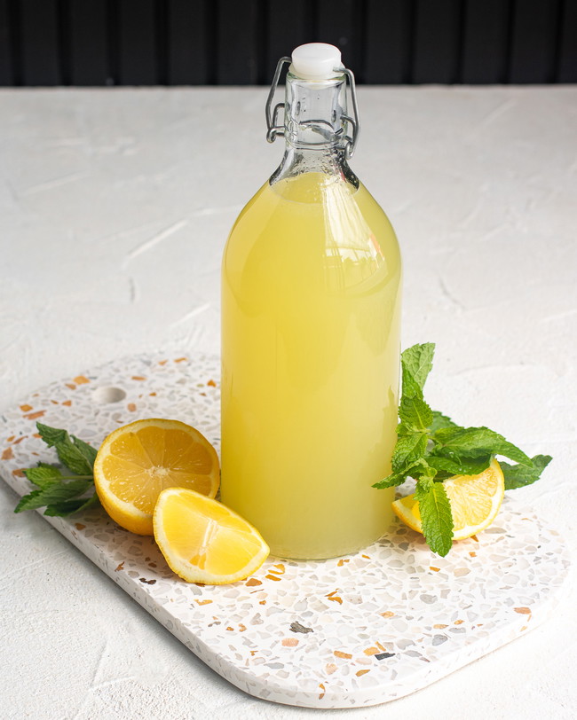 Image of Homemade lemon cordial – Freska lemonada