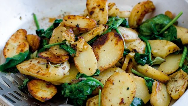 Image of Slow - fried lemon & oregano potatoes