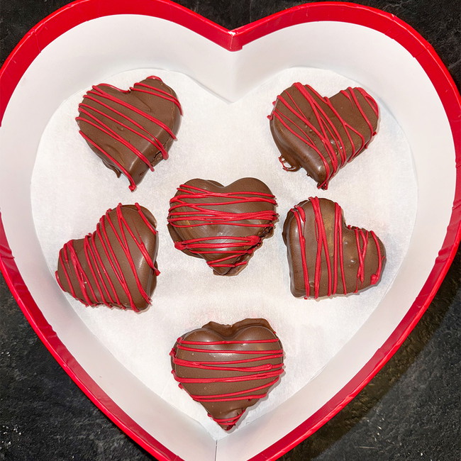 Image of Heart-Shaped Cake Bites