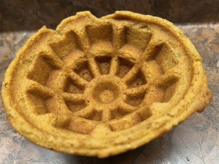 Image of Makes 6-8 waffle bowls.