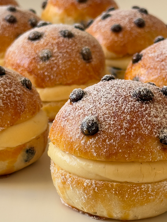 Puddingbrötchen