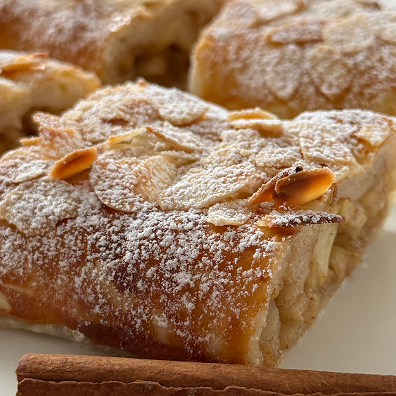 Apfelstrudel