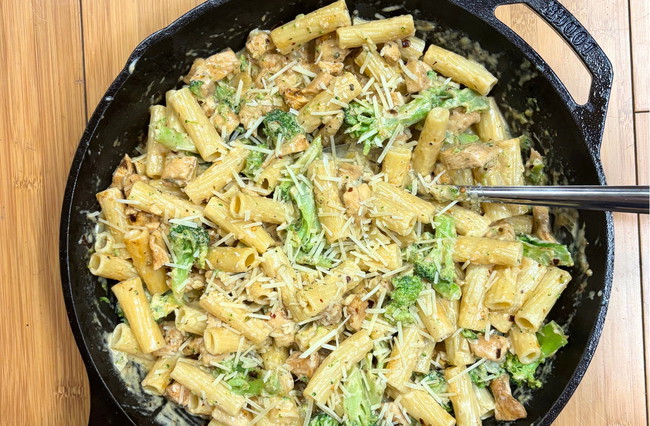 Image of Chipotle Chicken & Broccoli Alfredo