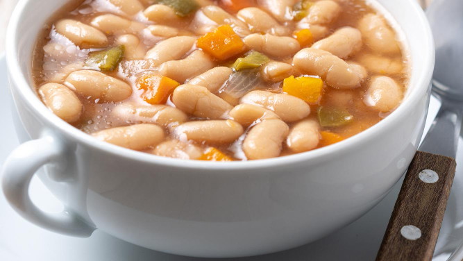 Image of Cannellini beans soup