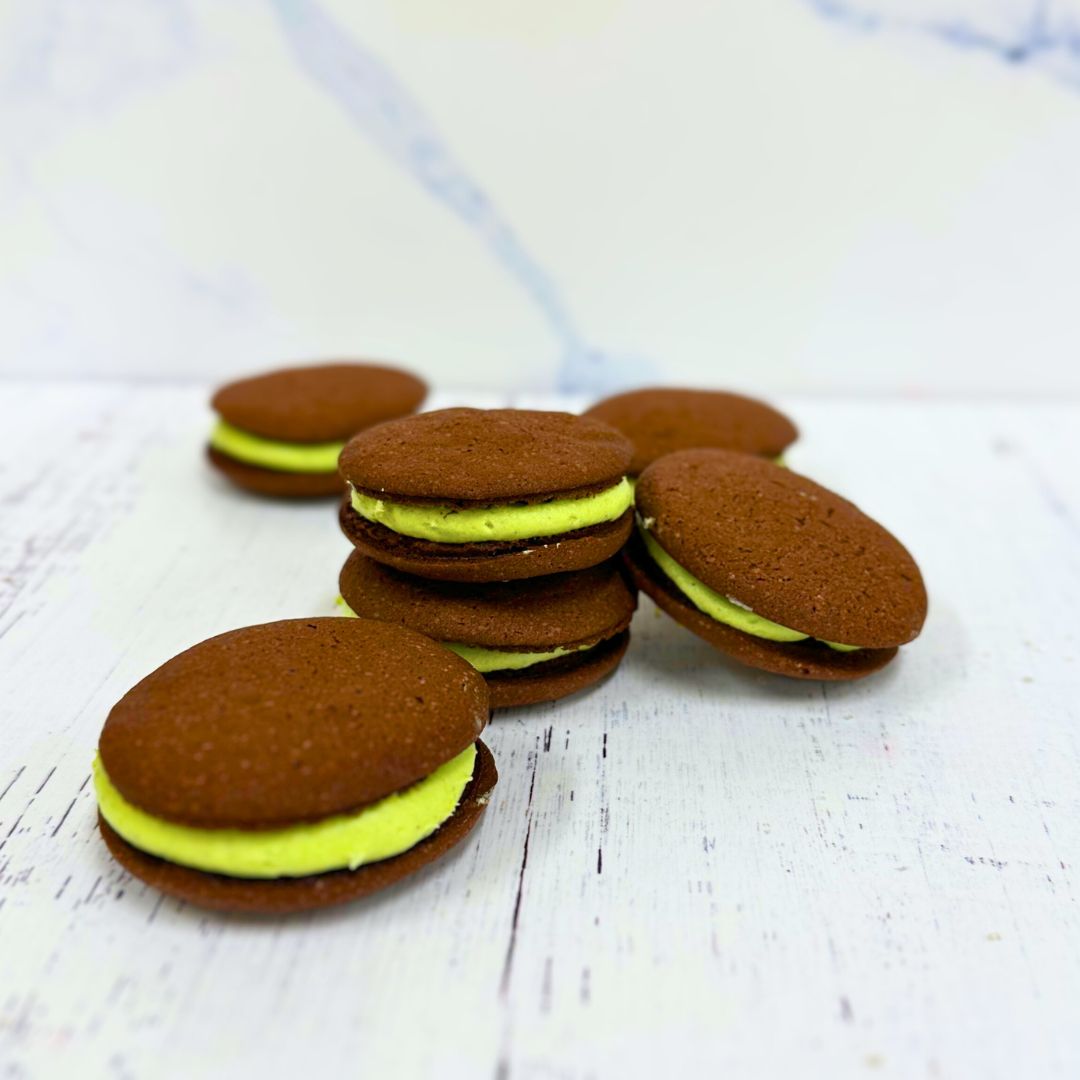 Lucky Mint Chocolate Whoopie Pies