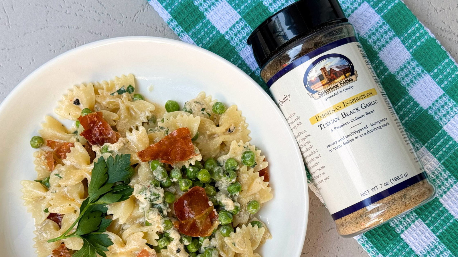 Image of Creamy Garlic Parmesan Pasta with Peas & Prosciutto