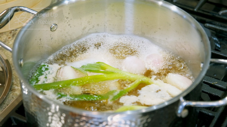 Image of If you time everything correctly, the chicken pot should come to a boil by now. Remove the lid and place the steamer on the top. Switch the heat from high to medium-low and let it steam for 6 minutes. The...