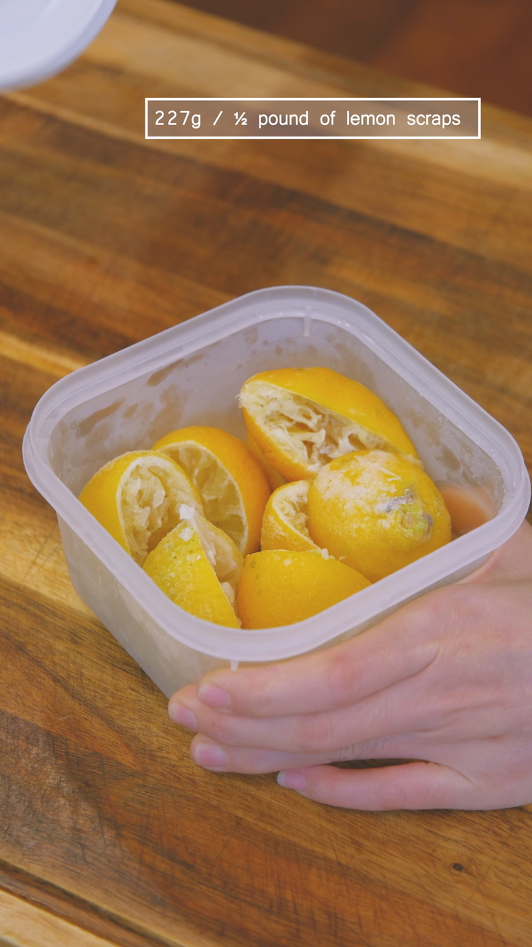 Image of I freeze the lemon peels one at a time. Once you stock up enough, wash for a few minutes or until defrosted. 