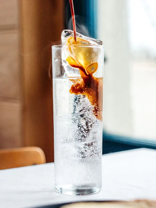 <h1>ESPRESSO, GIN & TONIC</h1>