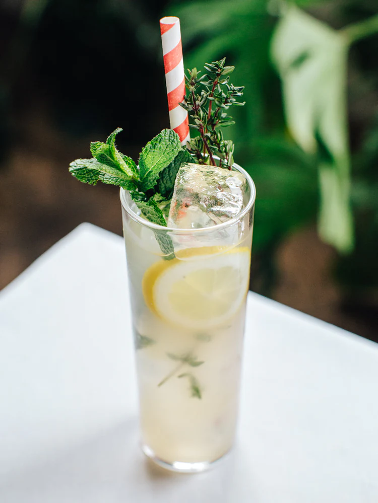 <h1>RUM & APPLE HERBAL</h1>