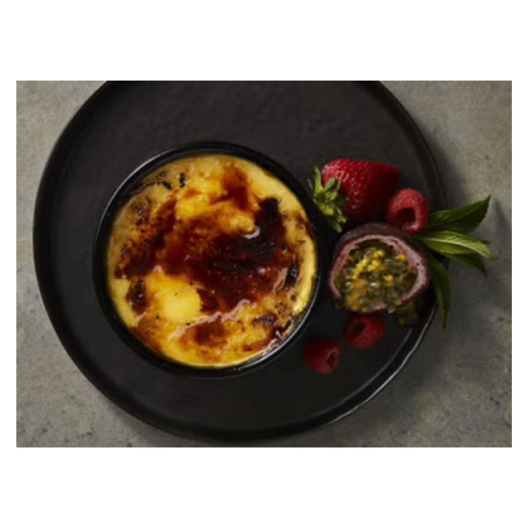 Crème Brûlée with Seasonal Fruits
