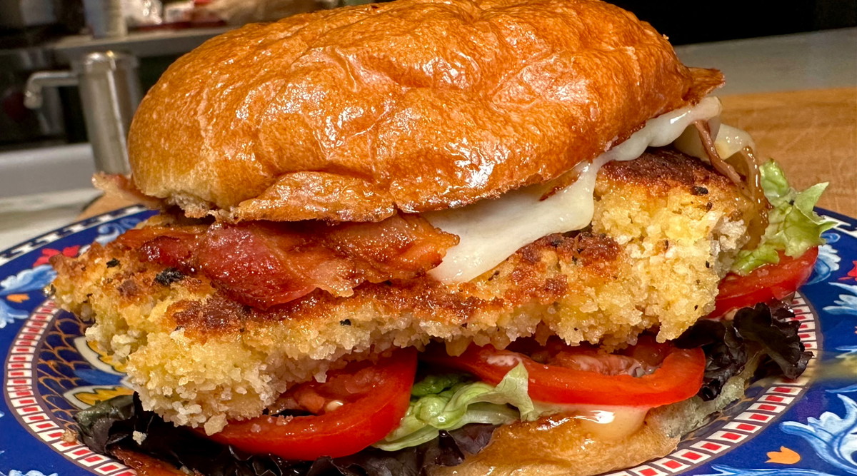 The BEST Crispy Chicken Sandwich | Griddle Recipe
