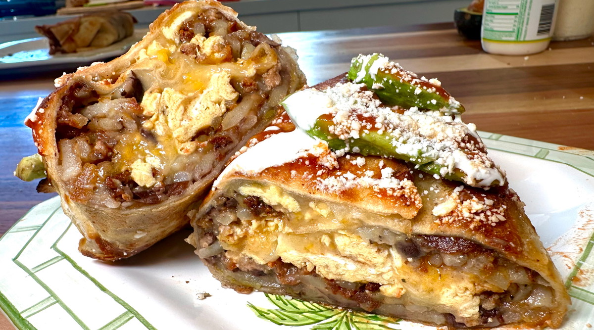 The BEST Breakfast Burrito | Griddle Recipe