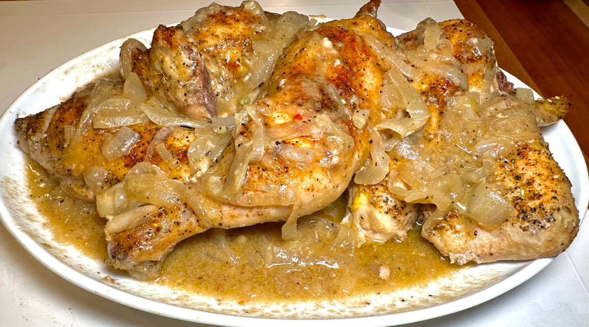Easy One-Pot Chicken and Gravy | Cast Iron Recipe