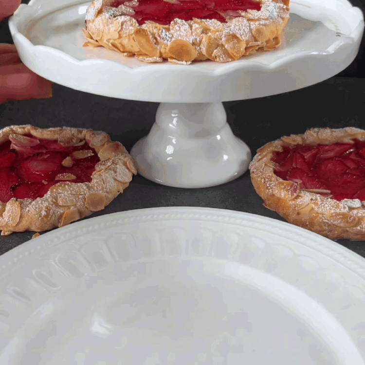 Image of Optionnellement, saupoudrez les bords de sucre glace avant de servir.