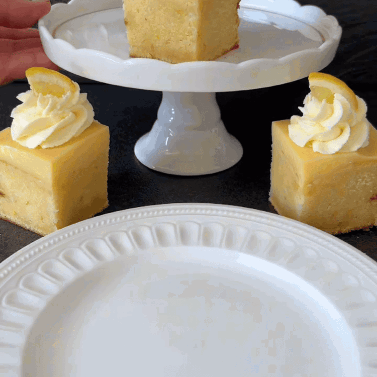 Image of Metti la torta in frigorifero per almeno 2-3 ore o...