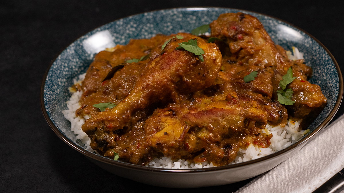 Sweet and Spicy Malaysian Coconut Curry