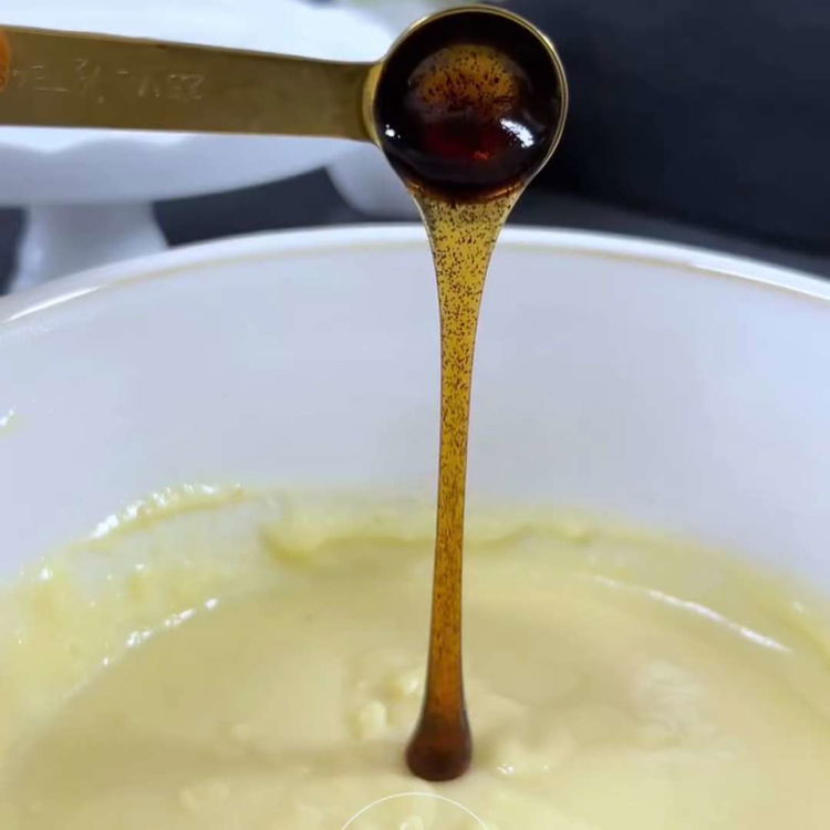 Image of Den Vanilleextrakt unterrühren.