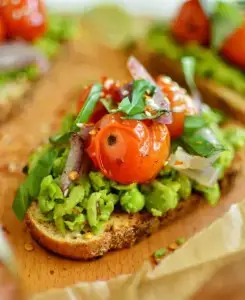 Image of Sprinkle some sesame seeds and freshly cut basil on top...