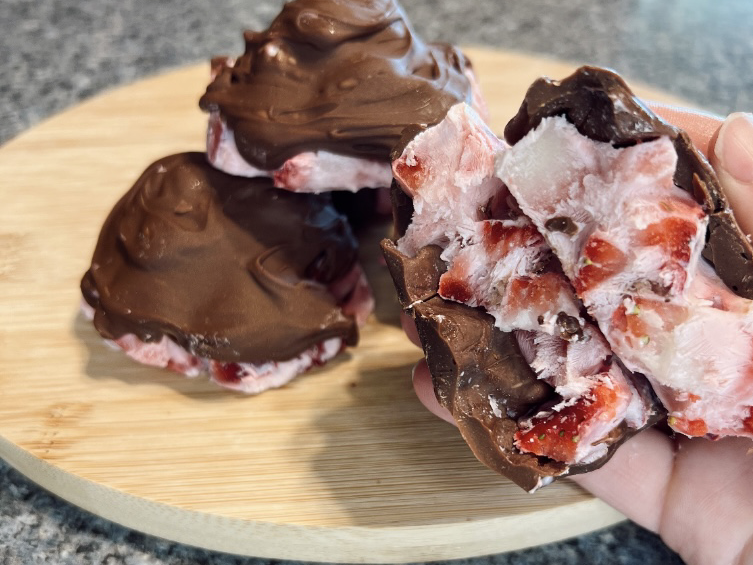 Frozen Chocolate Covered Strawberry Bites – Painterland Sisters