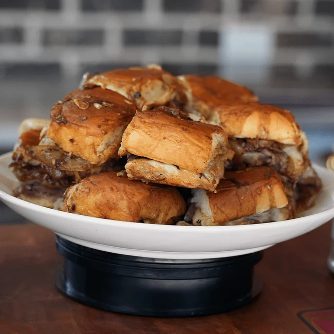 Guinness beef sliders