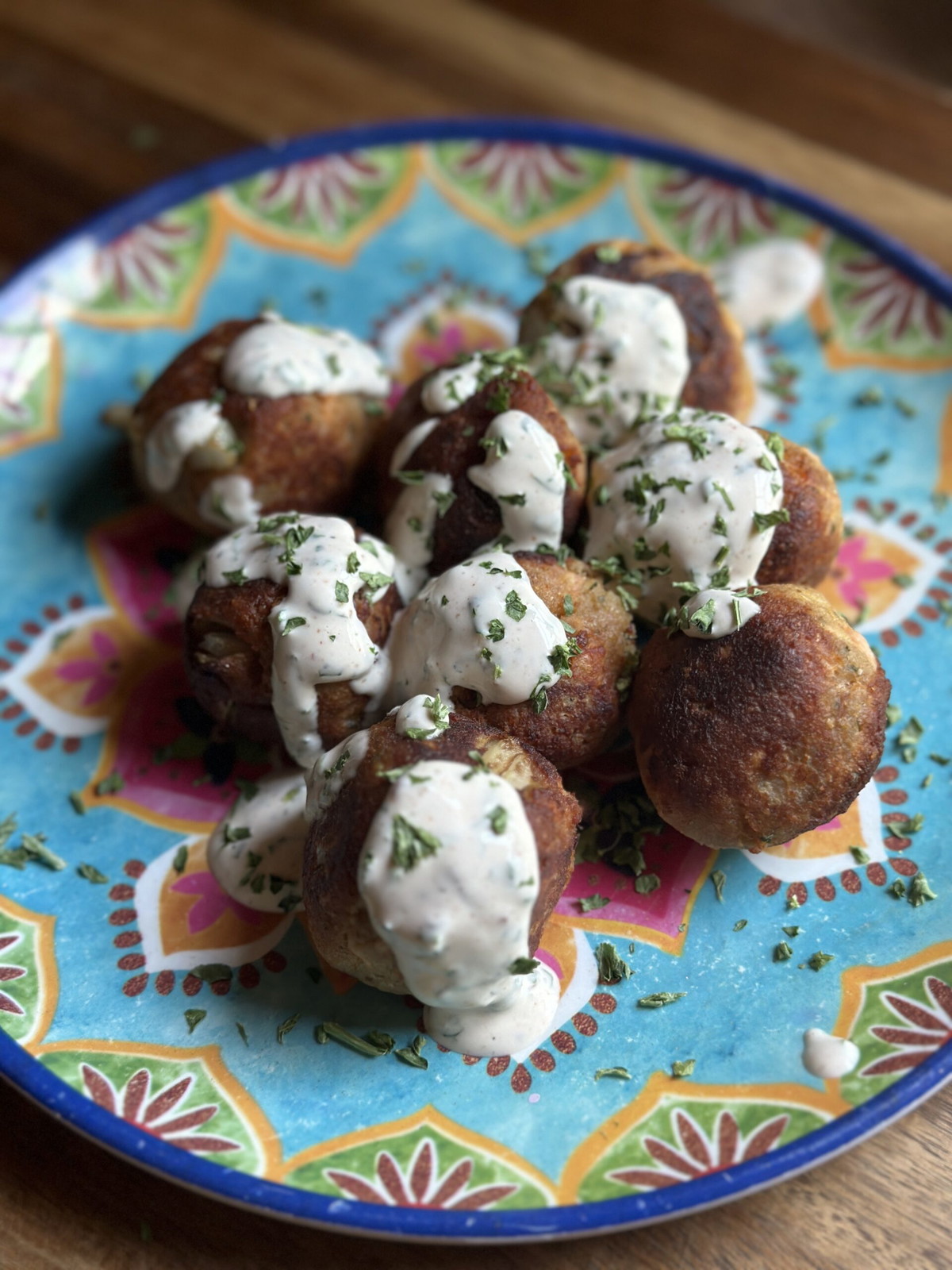 Smoked Salmon Patty Balls with Creamy Dip