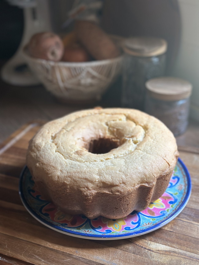 Keelie's Nana's Cream Cheese Pound Cake