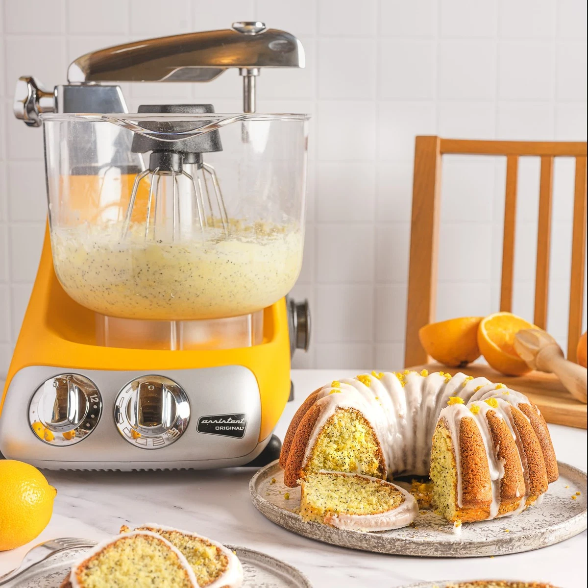 Lemon & Orange Bundt Cake With Lemon Icing