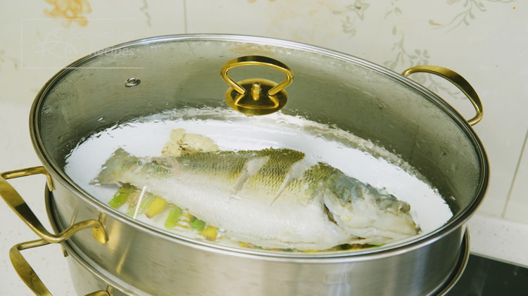 Image of Once it is done, turn off the heat and leave the fish in the steamer for 3-5 minutes. The rest of the heat will continue to cook the fish. If you skip this step, your fish may be undercooked.