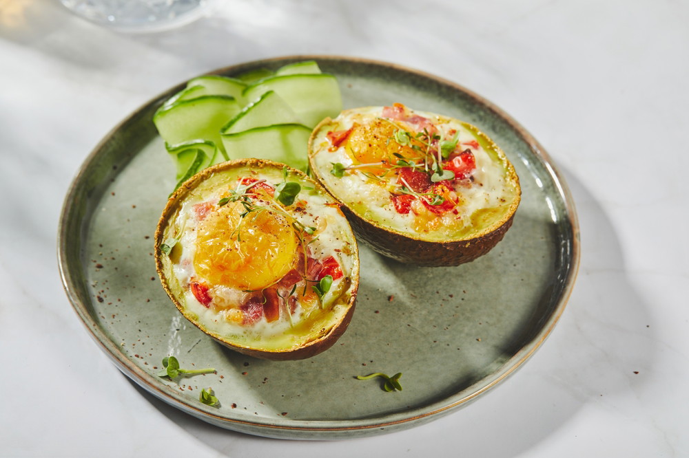 Eggs in Avocado Cups