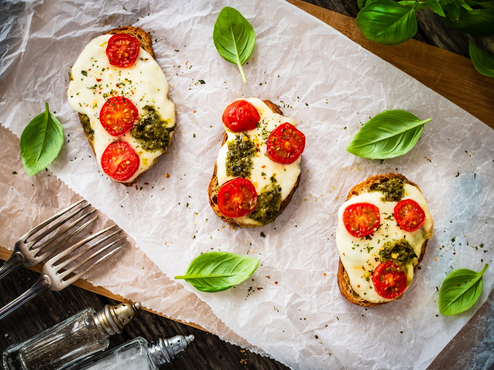 Bruschetta With Basil Pesto
