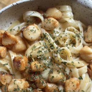 Creamy Scallop Pasta