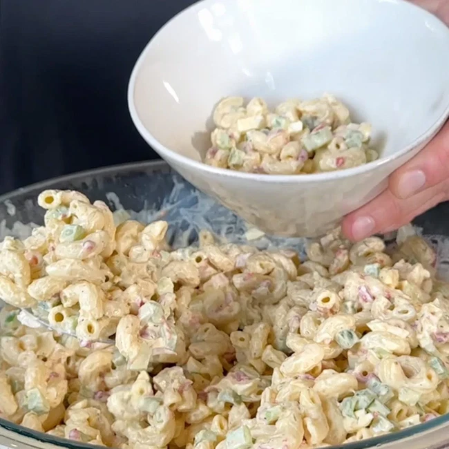 Heath’s Macaroni Salad: Creamy, Rich, Easy as Pie!