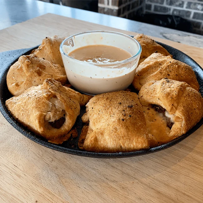 Cheesy brisket Reuben bites