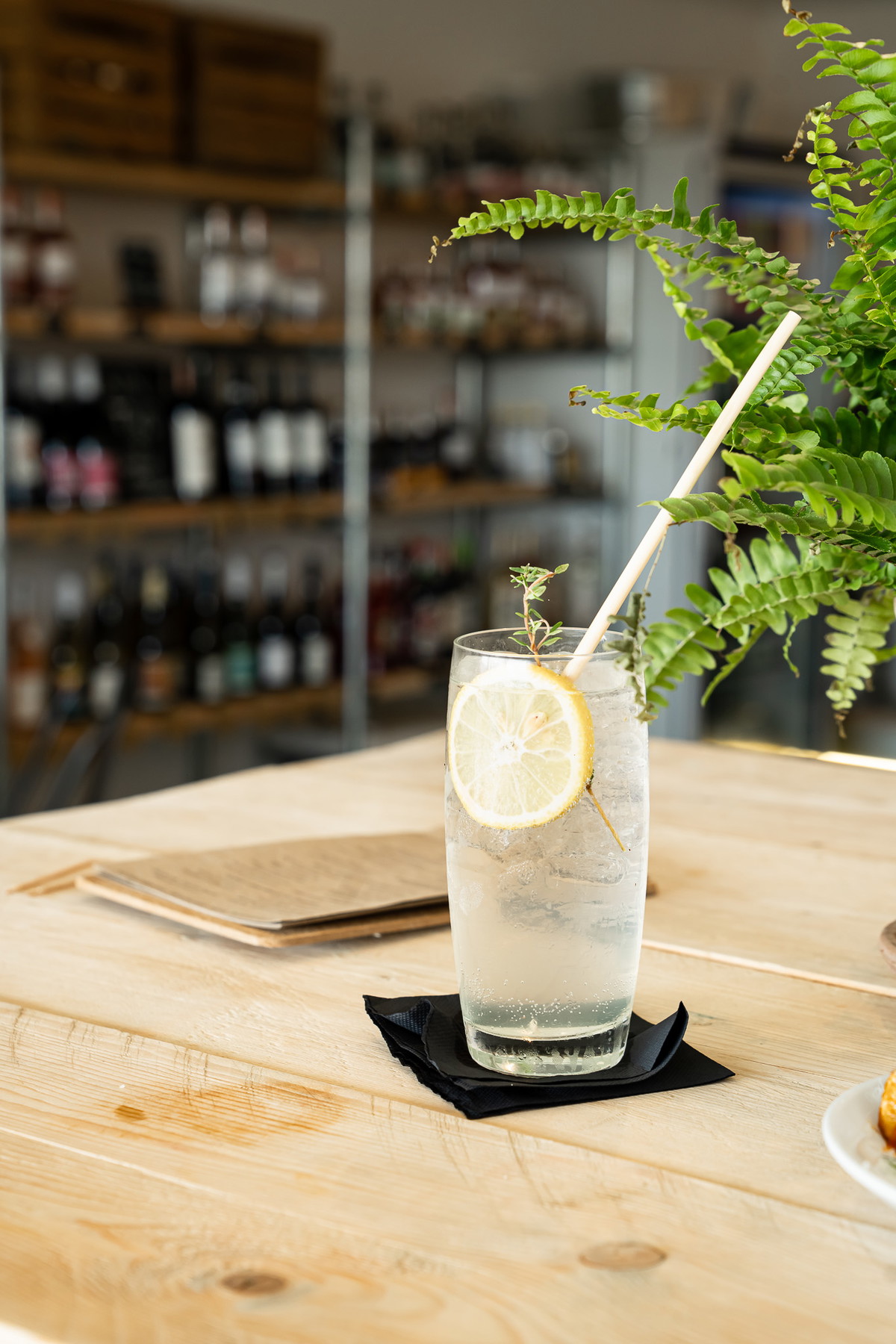 <h1>ELDERFLOWER COLLINS</h1>