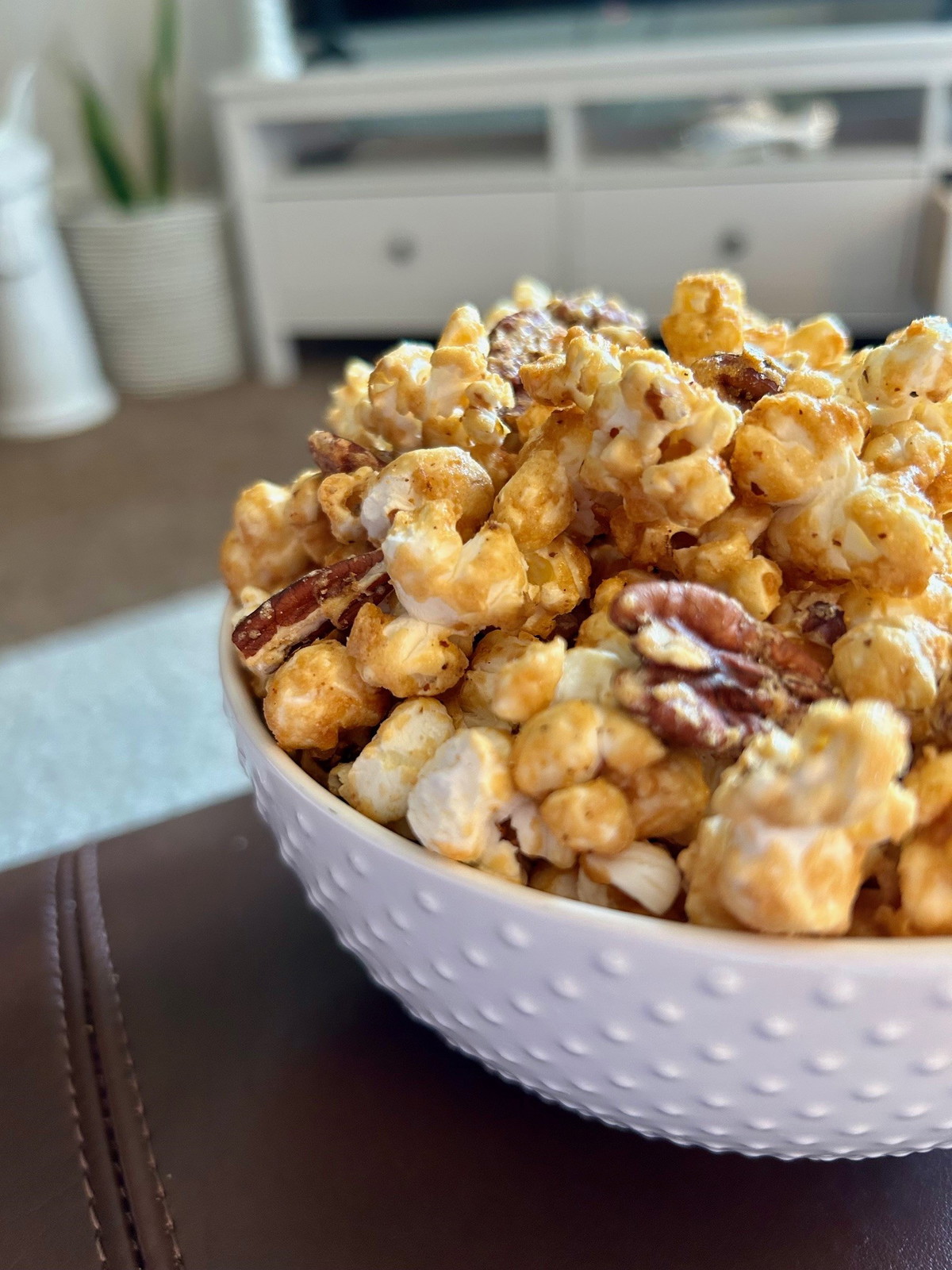 Maple Dusted Butter Pecan Popcorn