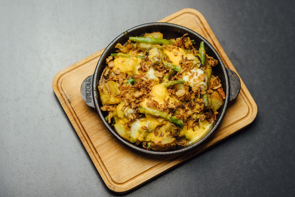 Cheesy Potato With Asparagus