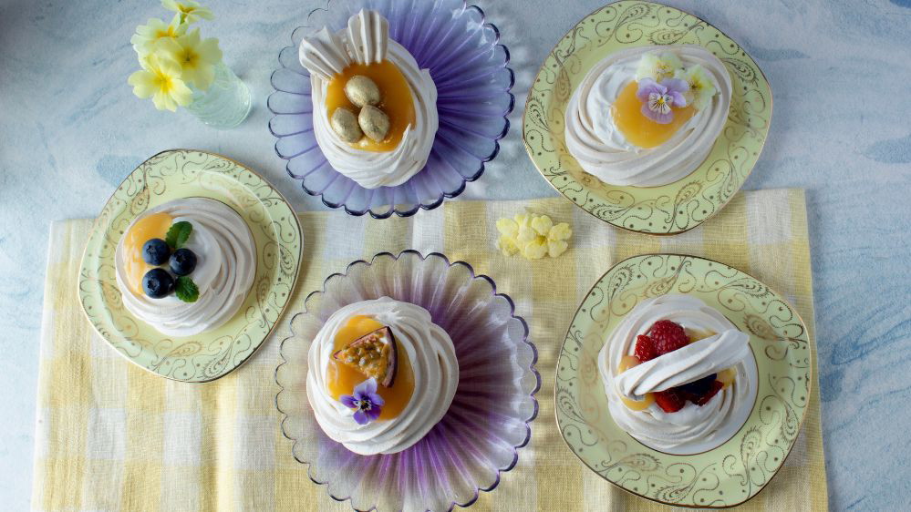 Image of Easter Pavlovas by @mazzymc