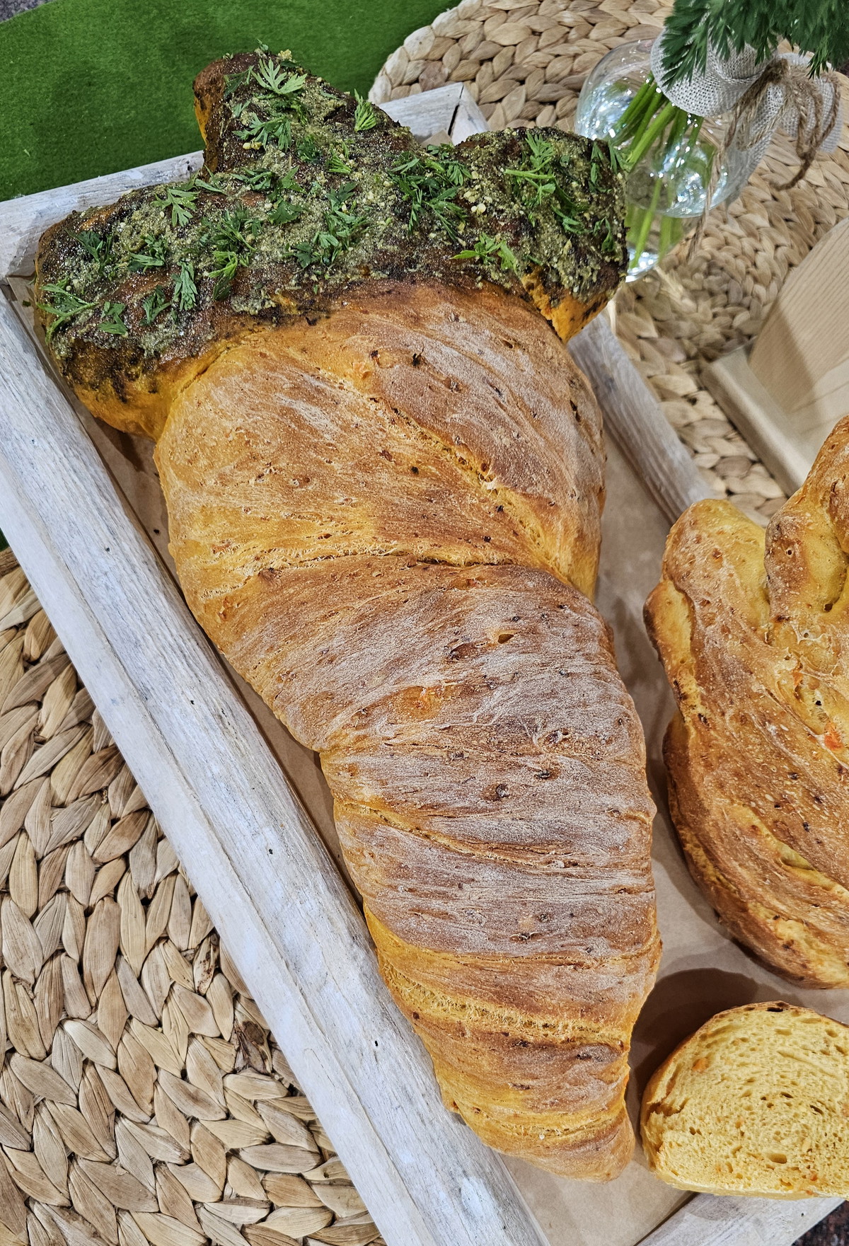 Farbenfrohes Karottenbrot