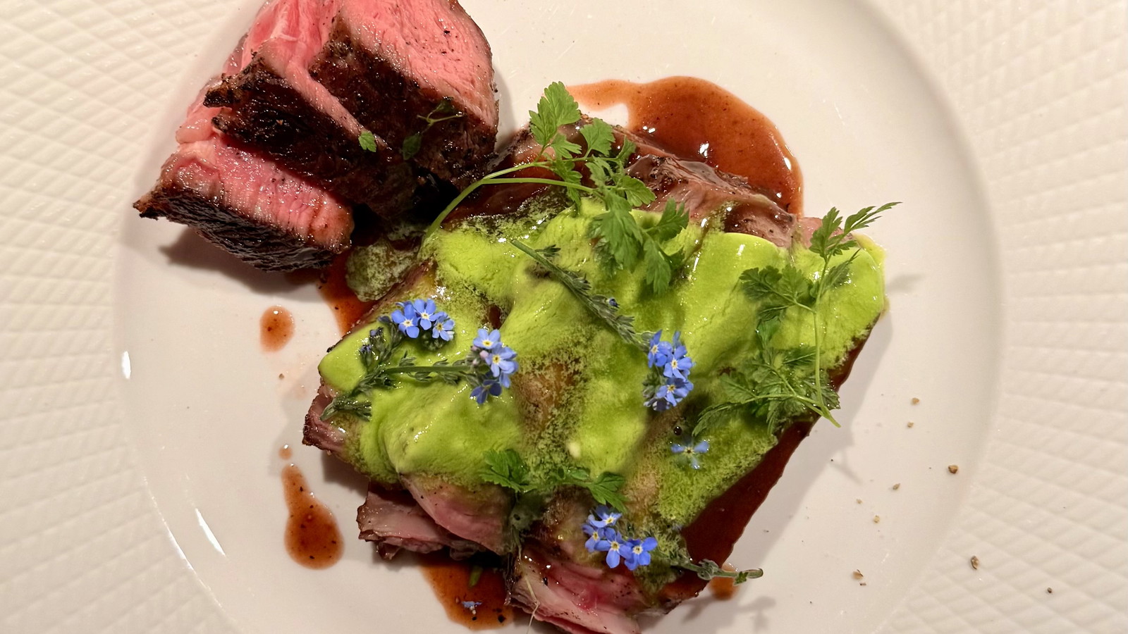 Image of Grilled Veal Entrecôte with Wild Garlic Butter and Red Wine Jus